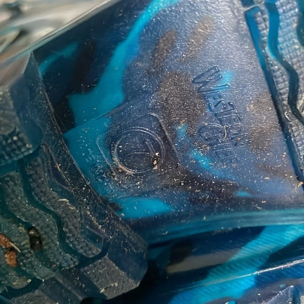 Western Chief Shark Camo Light Up Rainboots Size 7 Blue